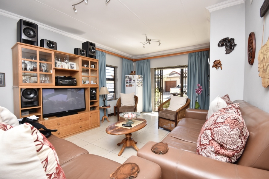 2 Bedroom Property for Sale in Waterberry Estate North West
